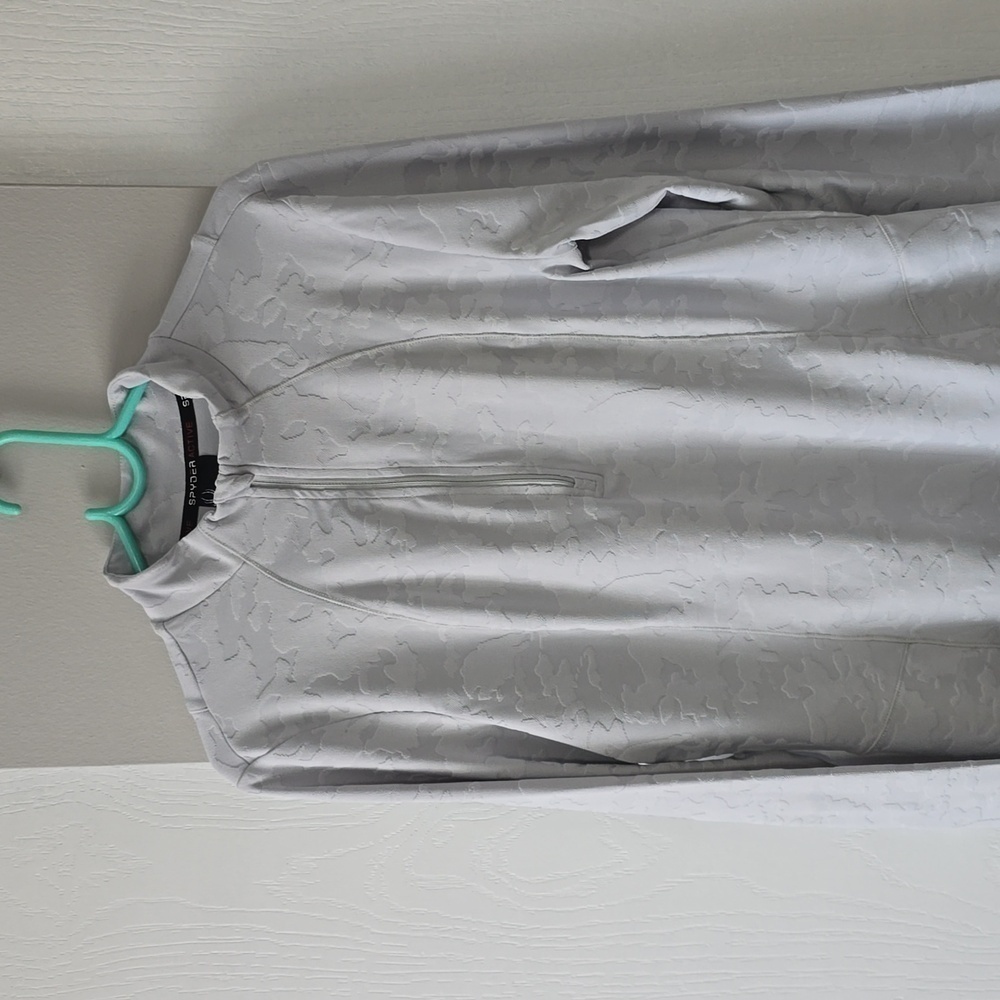 Women's long sleeve pull over size L